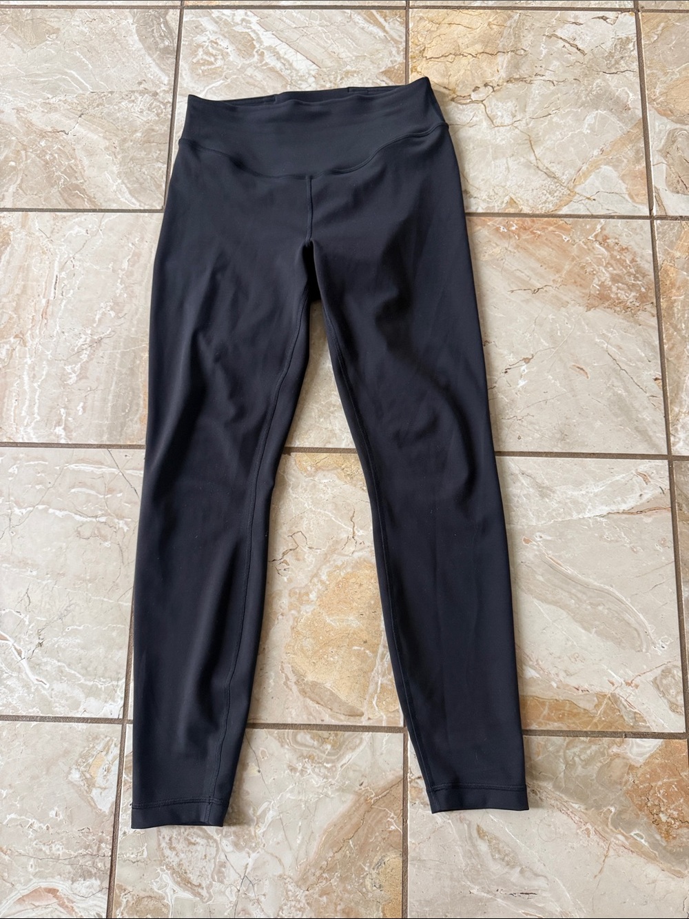 Lululemon Black High-Waist Athletic Leggings size 6